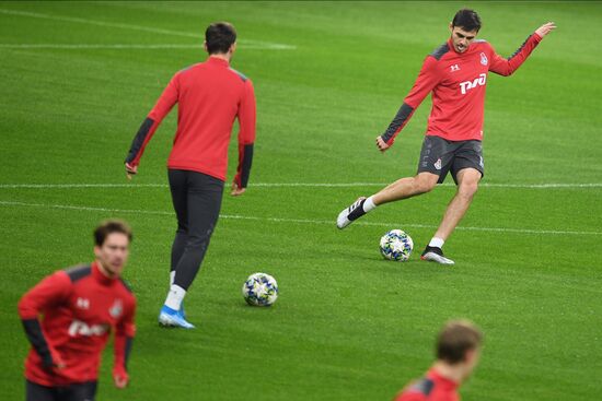 Футбол. Лига чемпионов. Тренировка ФК "Локомотив"