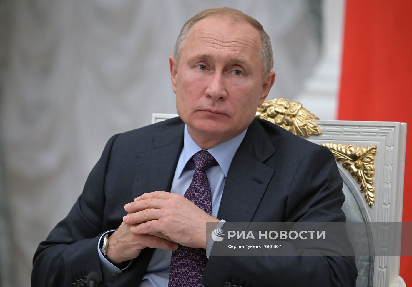 Президент РФ В. Путин встретился с региональными уполномоченными по правам человека