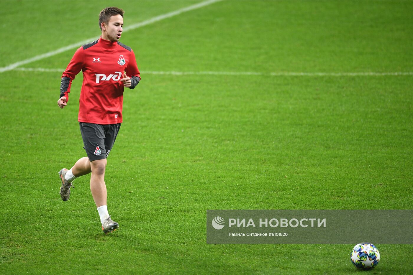 Футбол. Лига чемпионов. Тренировка ФК "Локомотив"