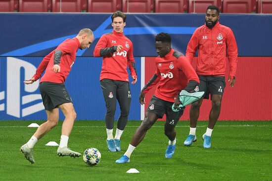 Футбол. Лига чемпионов. Тренировка ФК "Локомотив"