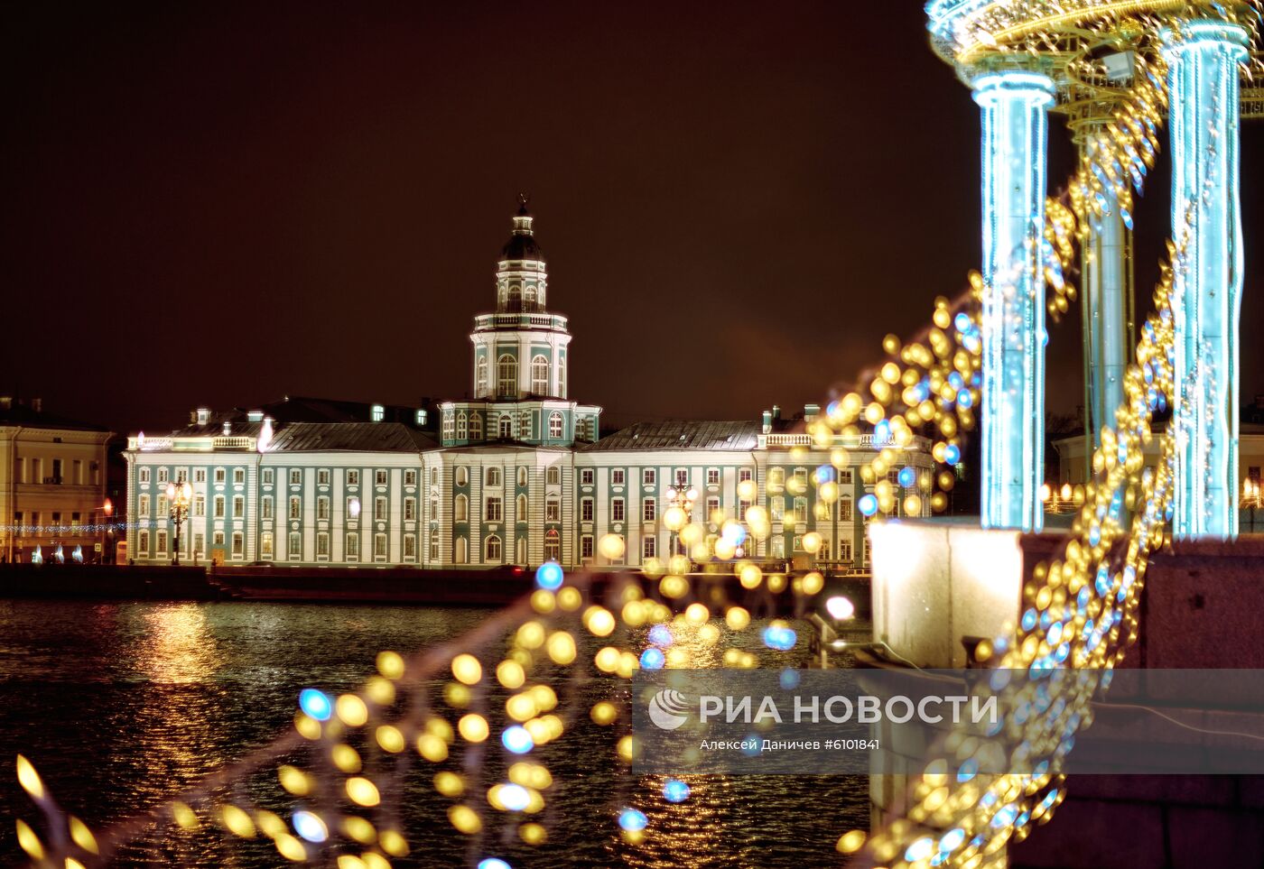 Предновогодний Санкт-Петербург