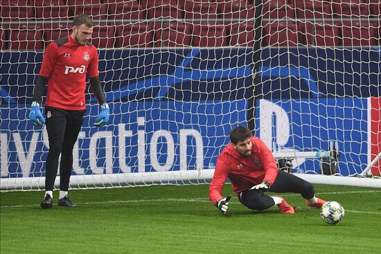 Футбол. Лига чемпионов. Тренировка ФК "Локомотив"