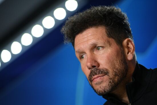 Футбол. Лига чемпионов. П/к ФК "Атлетико"