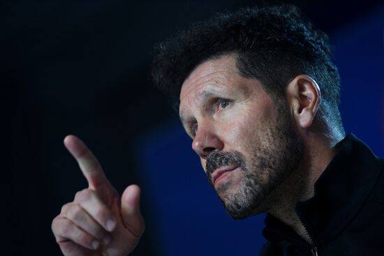 Футбол. Лига чемпионов. П/к ФК "Атлетико"