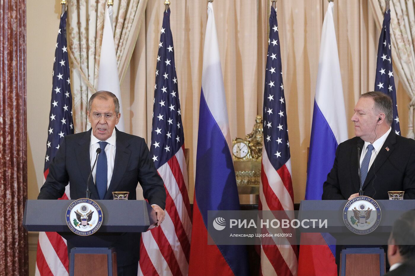 Встреча главы МИД РФ С. Лаврова и госсекретаря США М. Помпео