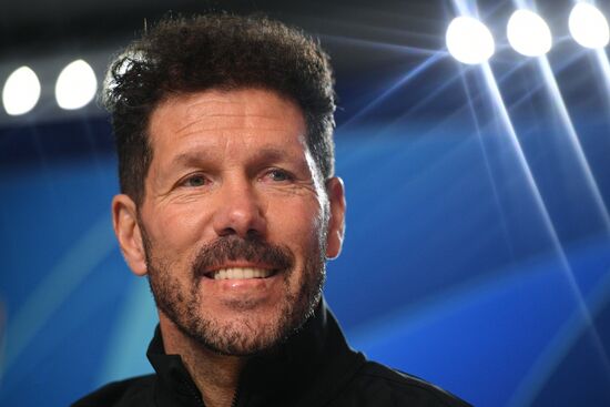 Футбол. Лига чемпионов. П/к ФК "Атлетико"