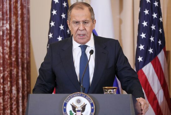 Встреча главы МИД РФ С. Лаврова и госсекретаря США М. Помпео