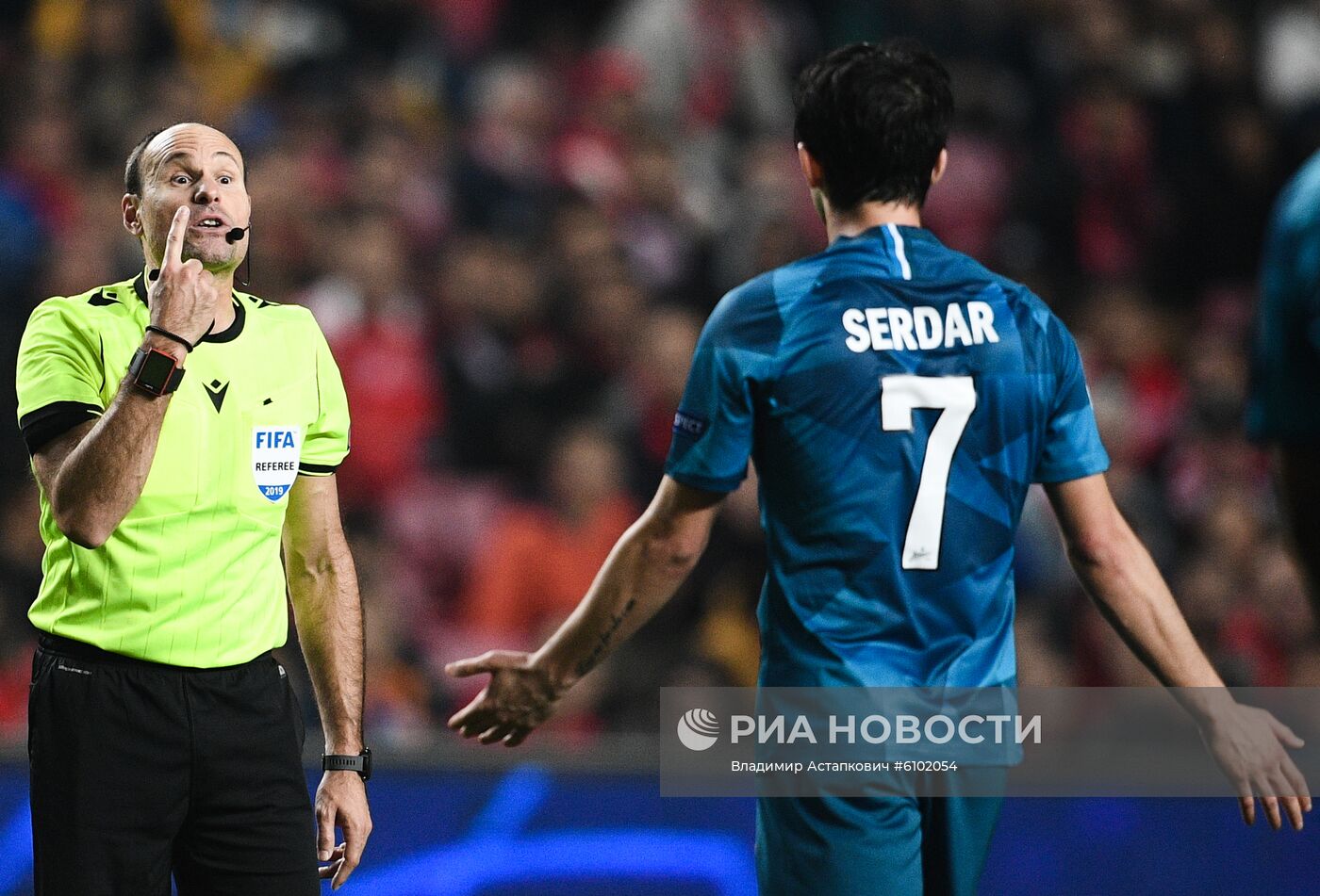 Футбол. Лига чемпионов. Матч "Бенфика" "Зенит"