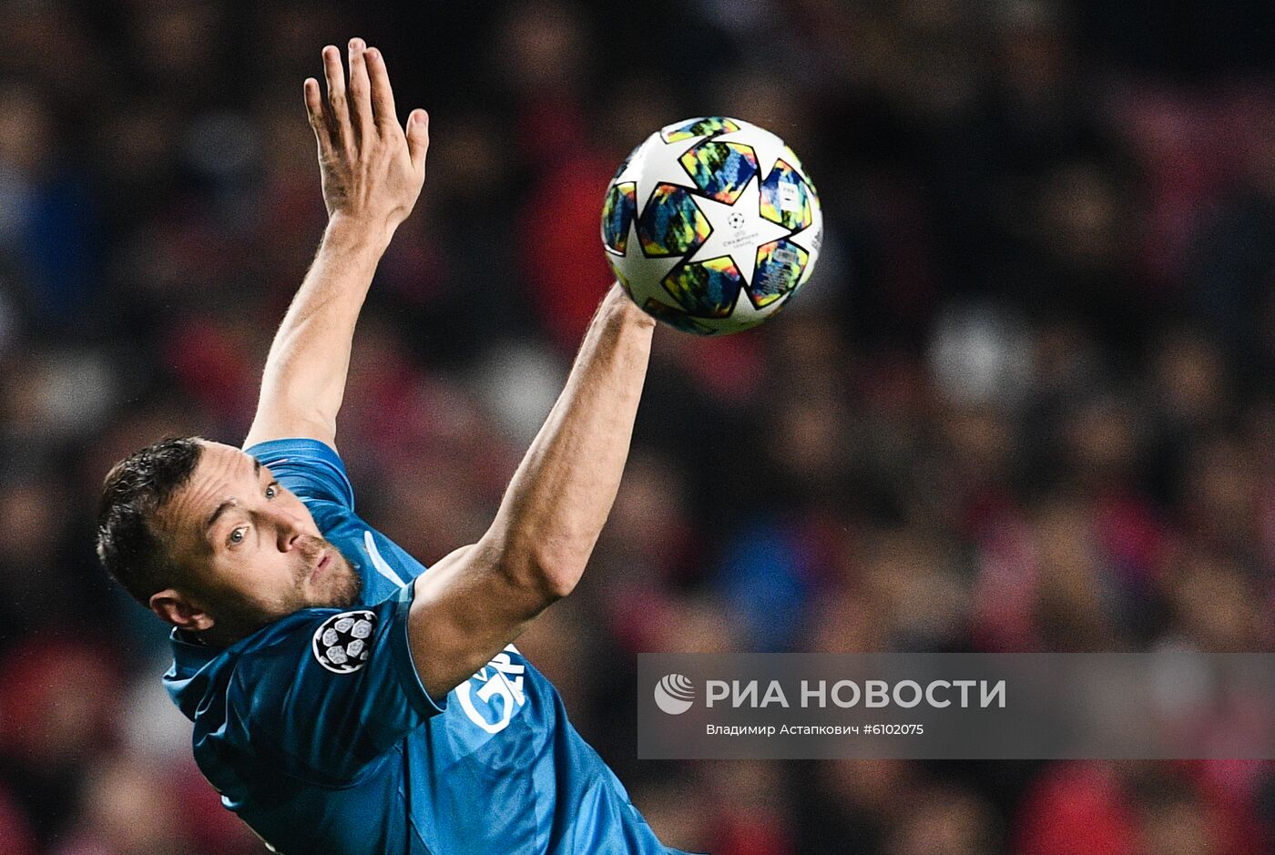 Футбол. Лига чемпионов. Матч "Бенфика" "Зенит"