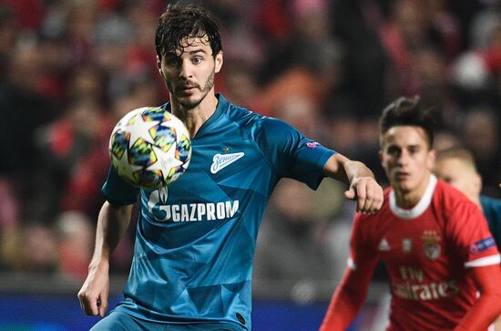 Футбол. Лига чемпионов. Матч "Бенфика"  "Зенит"