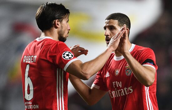 Футбол. Лига чемпионов. Матч "Бенфика"  "Зенит"