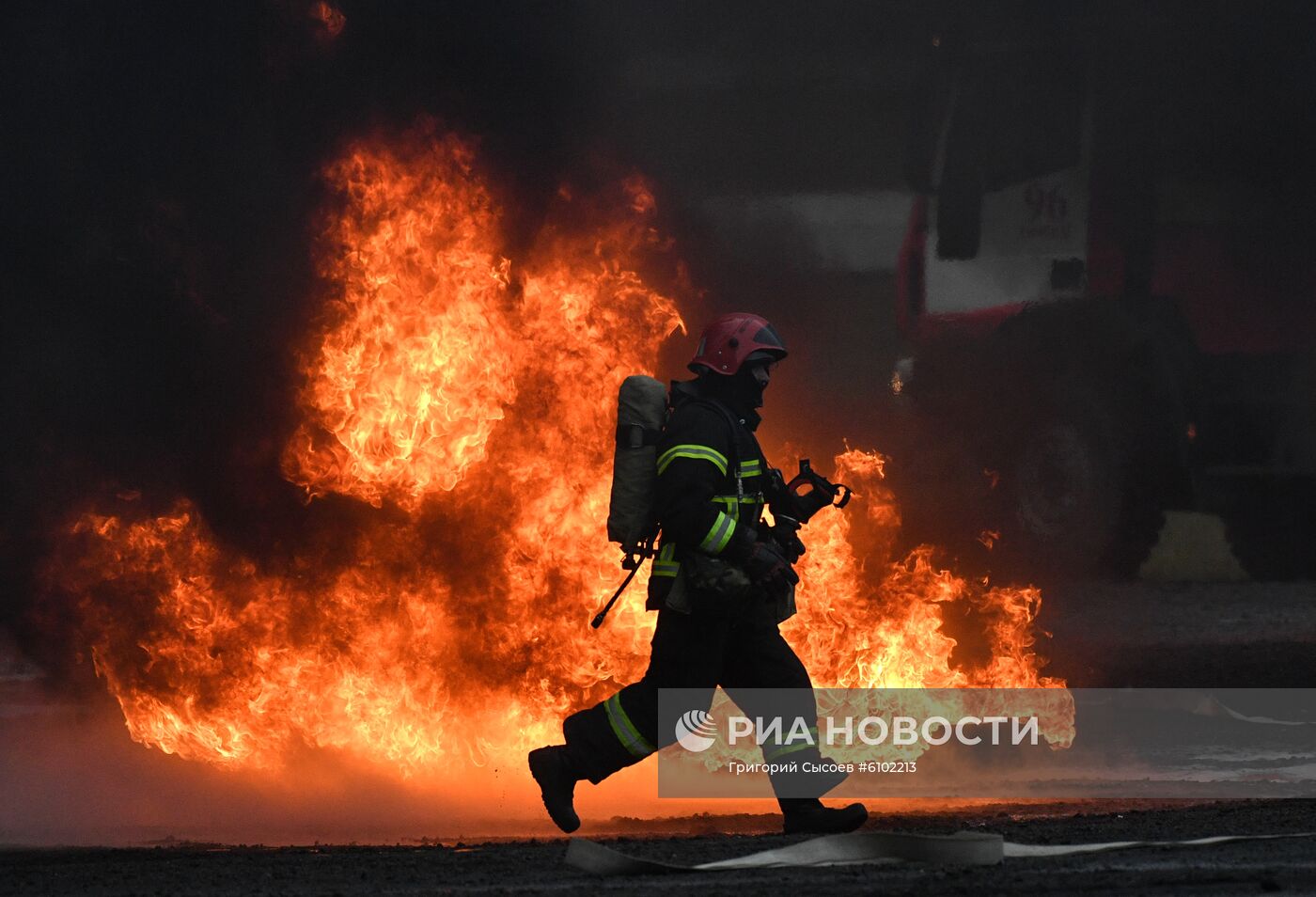 Учения МЧС России в аэропорту Шереметьево