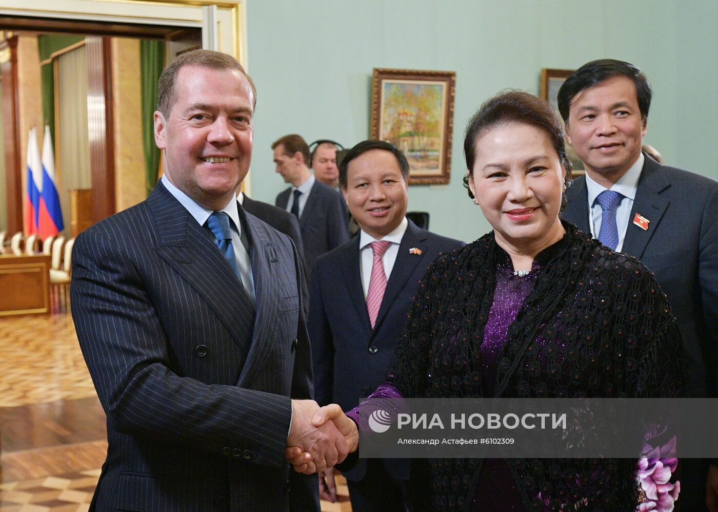 Премьер-министр РФ Д. Медведев встретился с главой парламента Вьетнама Н. Т. К. Нган