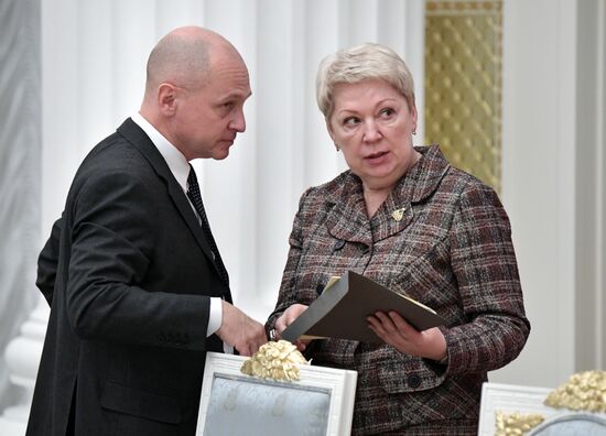 Президент РФ В. Путин провел в Кремле заседание организационного комитета "Победа"