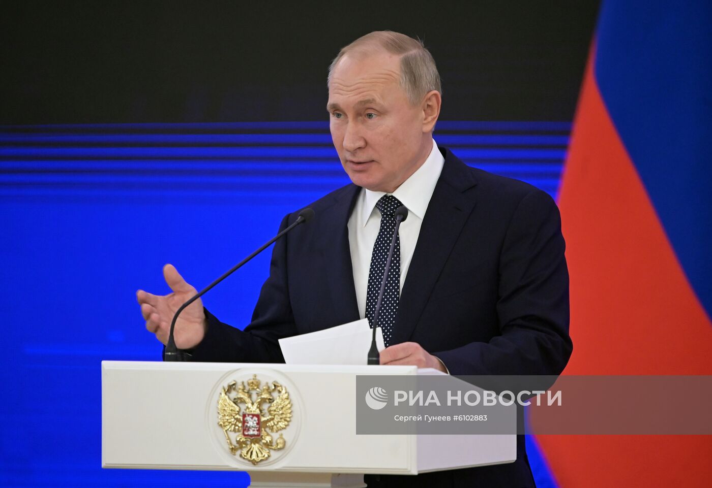 Президент РФ В. Путин принял участие в торжественном приёме в честь Дня Героев Отечества