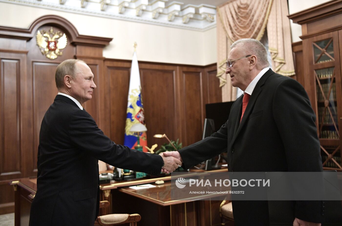 Президент РФ В. Путин встретился с лидером ЛДПР В. Жириновским