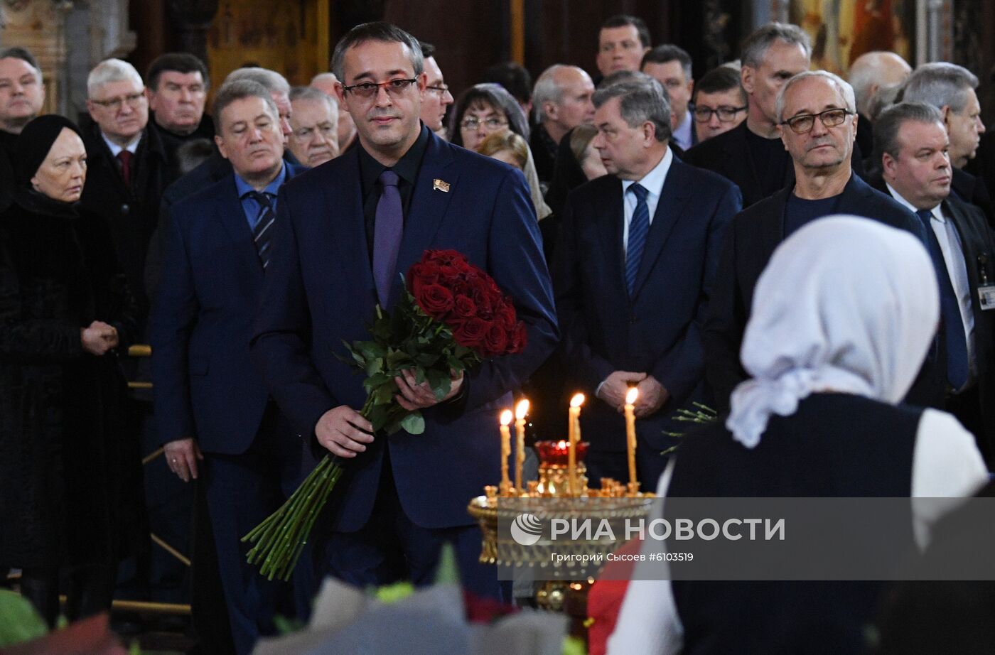 Прощание с Ю. Лужковым