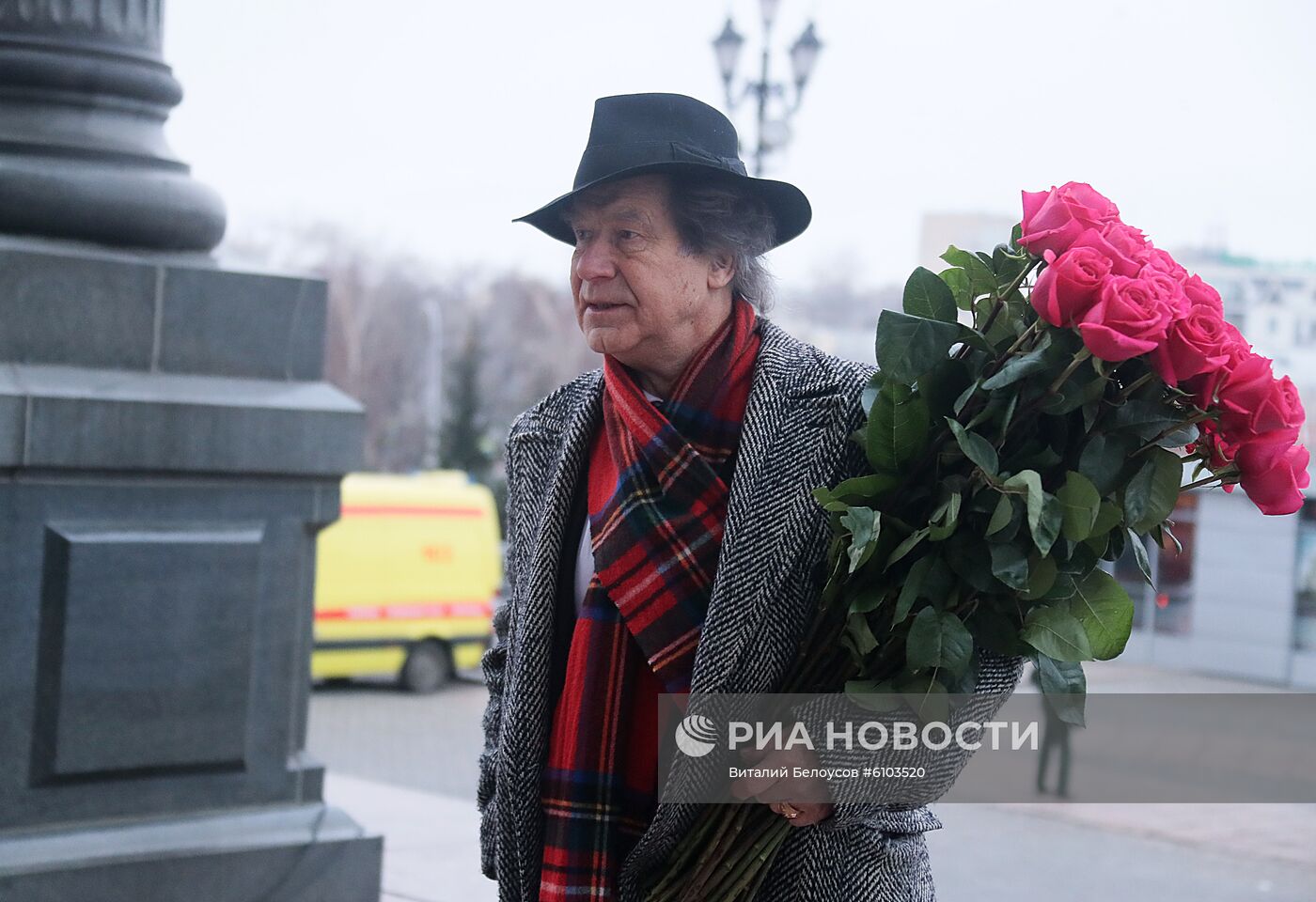 Прощание с Ю. Лужковым