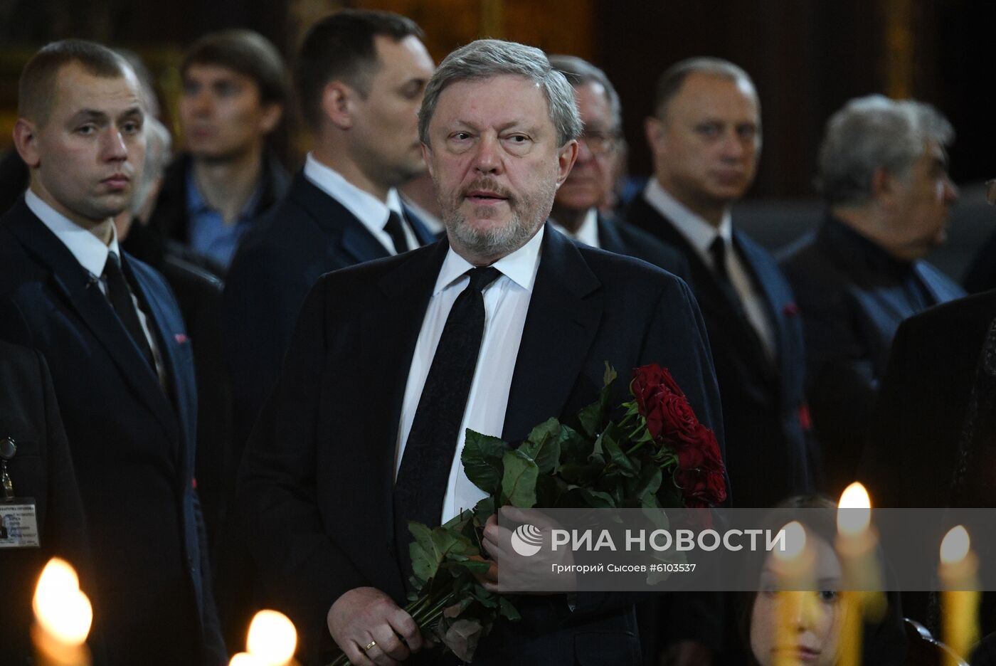 Прощание с Ю. Лужковым