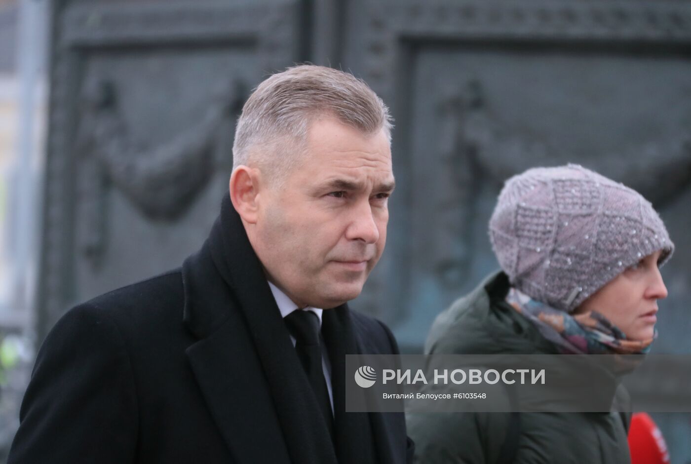 Прощание с Ю. Лужковым