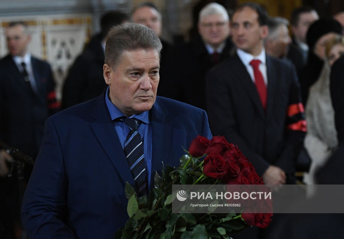 Прощание с Ю. Лужковым