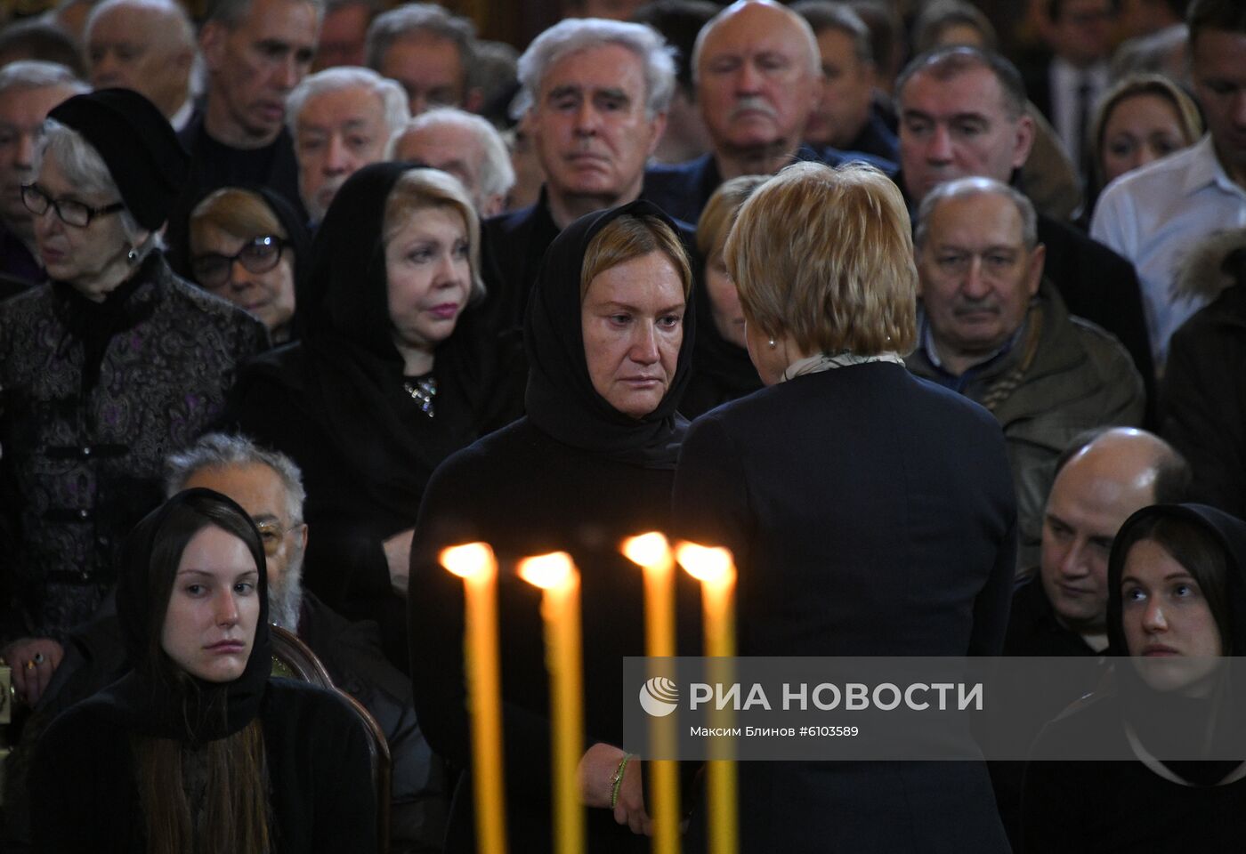 Прощание с Ю. Лужковым
