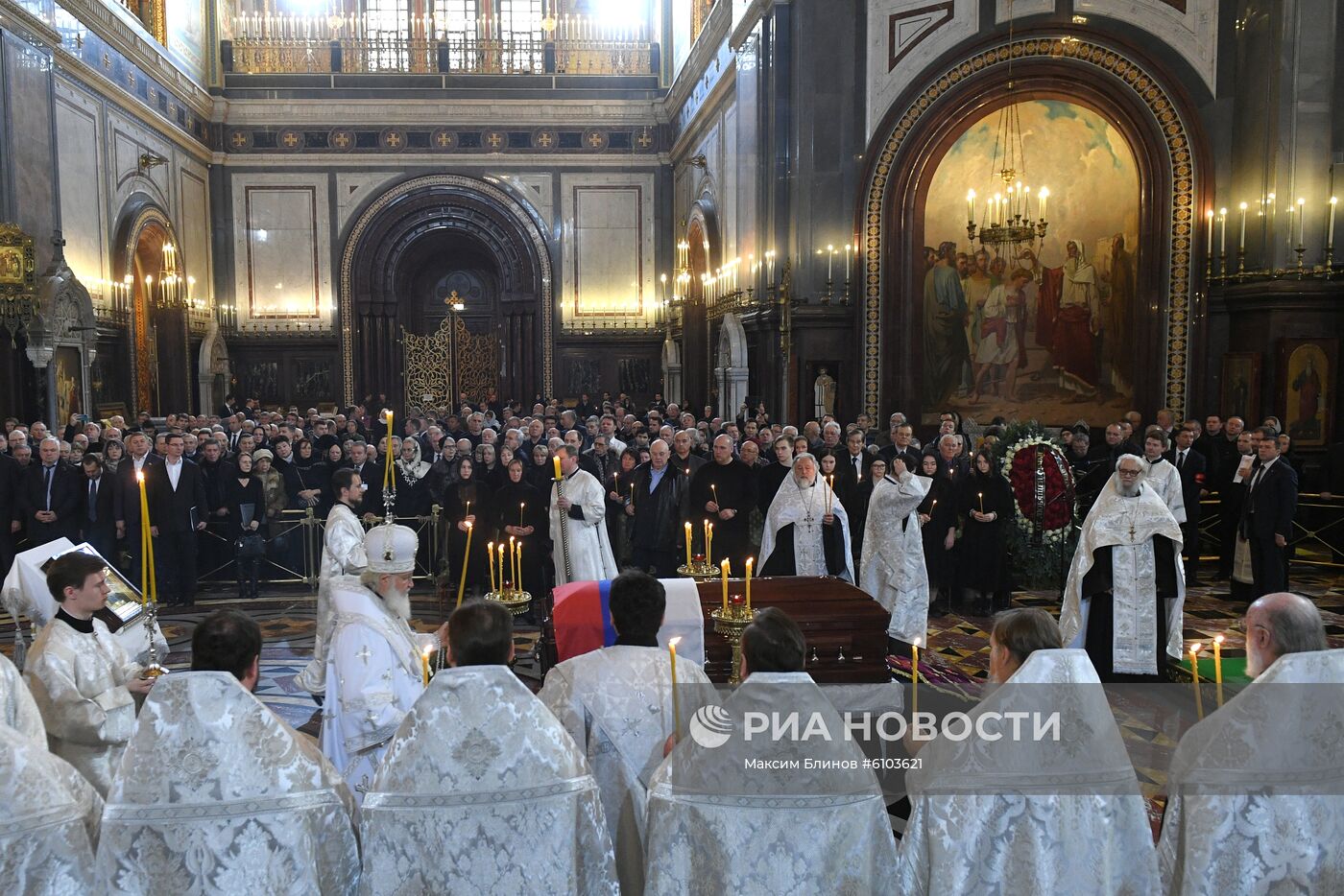 Прощание с Ю. Лужковым