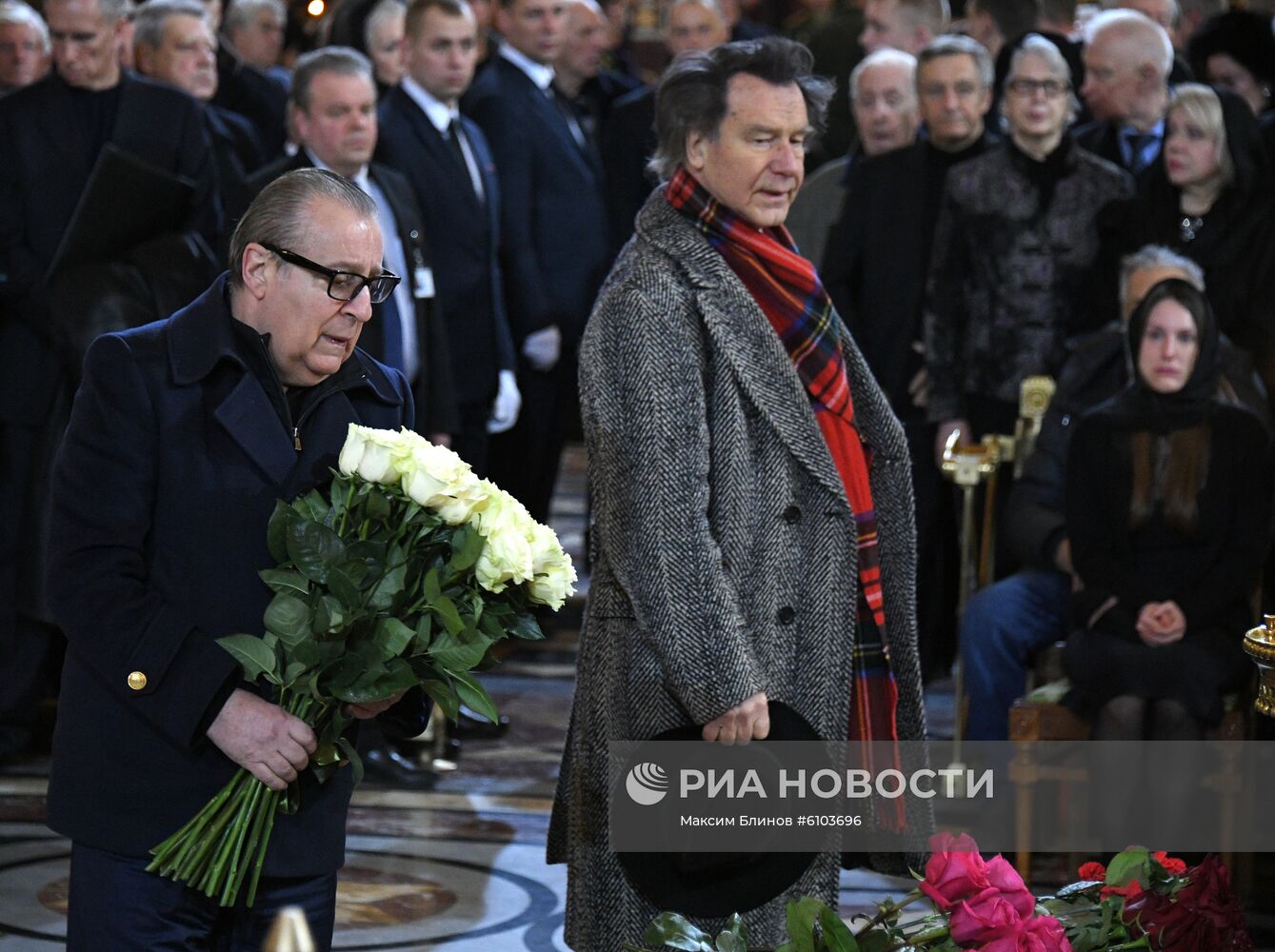 Прощание с Ю. Лужковым