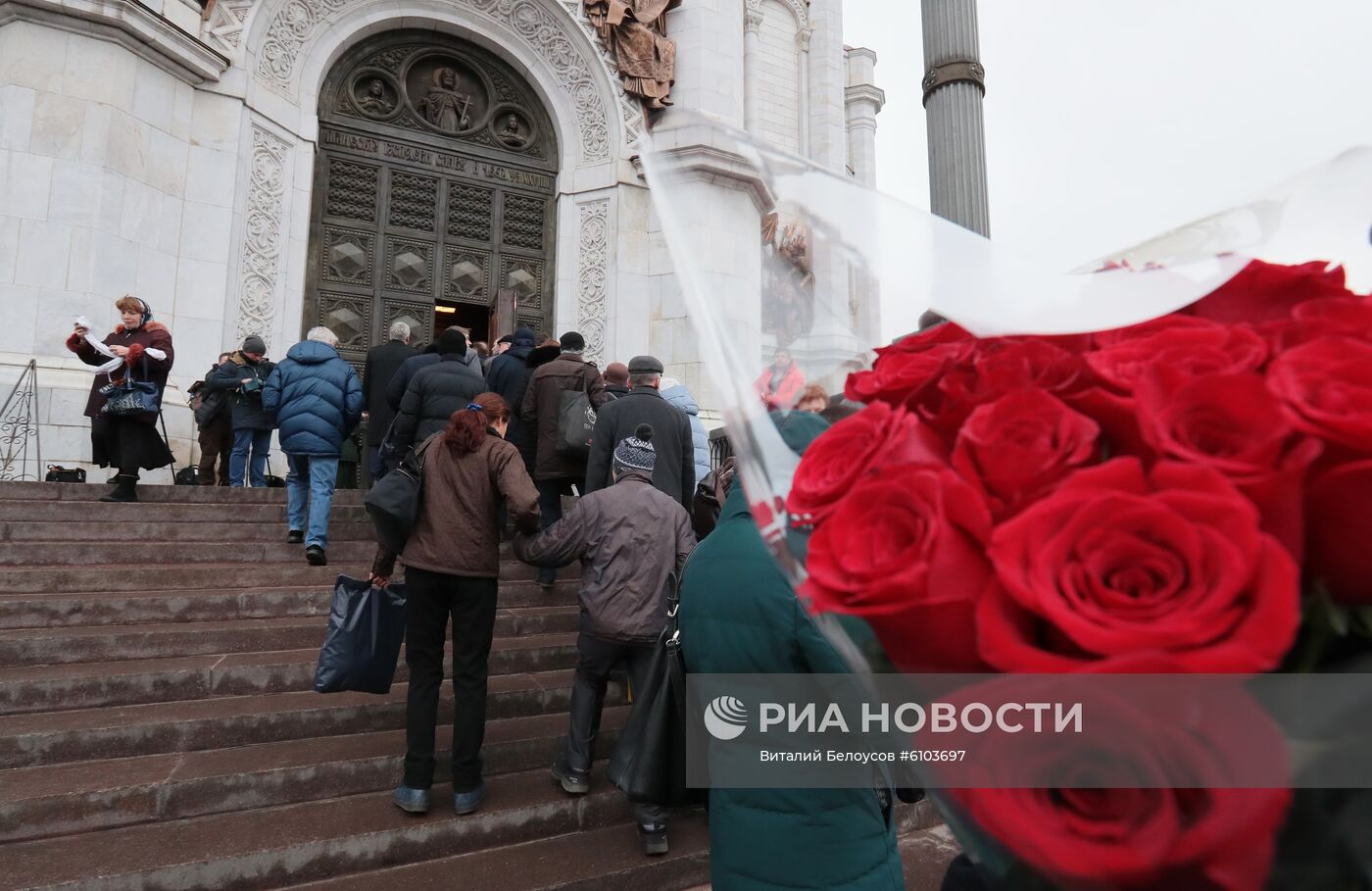 Прощание с Ю. Лужковым