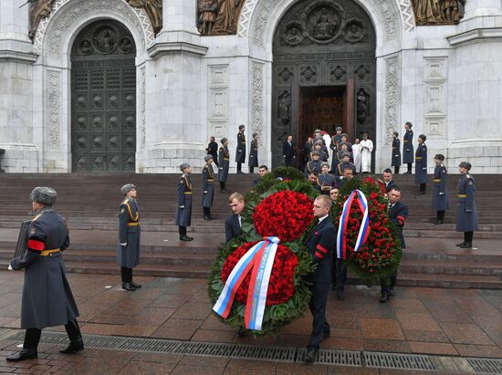 Прощание с Ю. Лужковым