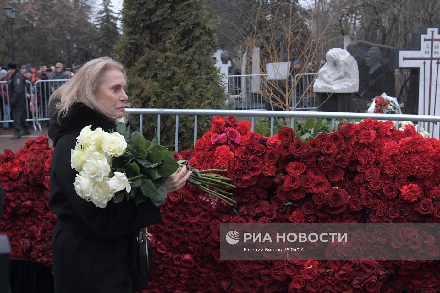 Прощание с Ю. Лужковым