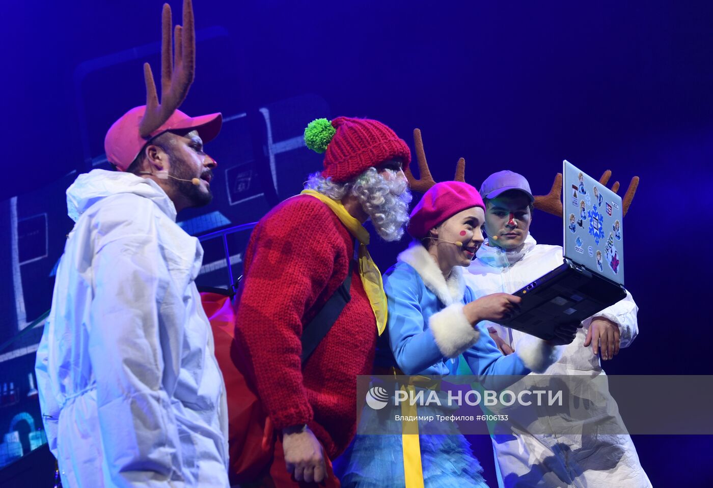 Научная елка WOW! HOW? "Путешествие на СеРверный полюс"