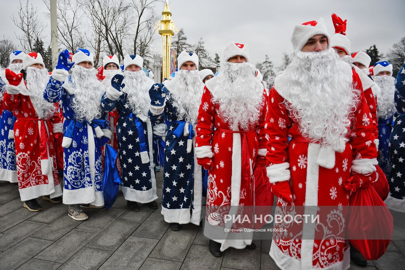 Фестиваль Дедов Морозов на ВДНХ