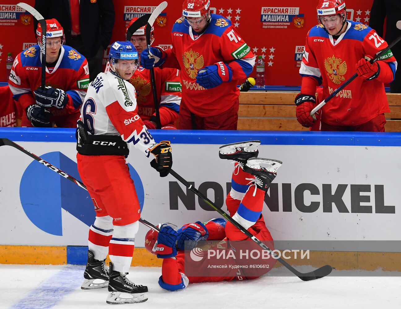 Хоккей. Кубок Первого канала. Матч Россия - Чехия