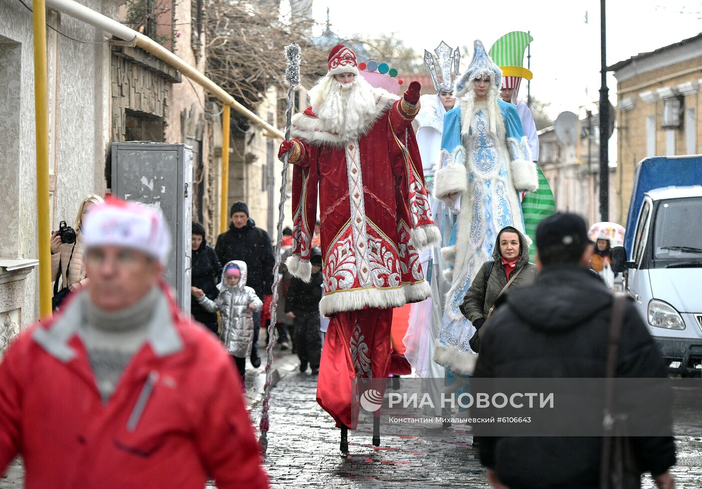 Фестиваль "Санта-Клаус отдыхает - на арене Дед Мороз" в Крыму