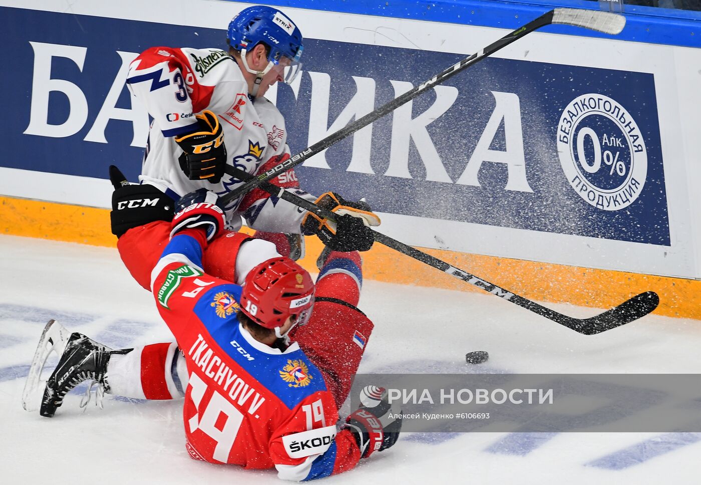 Хоккей. Кубок Первого канала. Матч Россия - Чехия