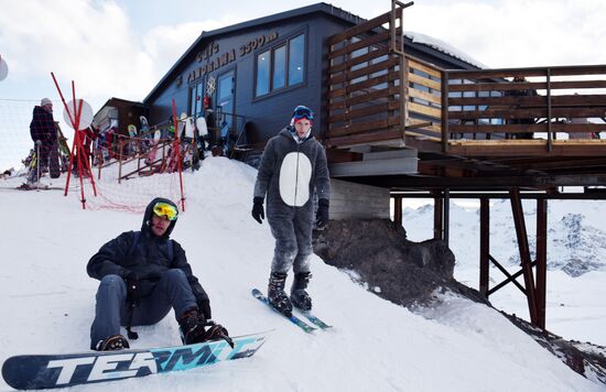 Открытие горнолыжного сезона в Приэльбрусье