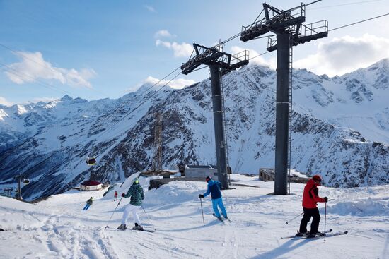 Открытие горнолыжного сезона в Приэльбрусье