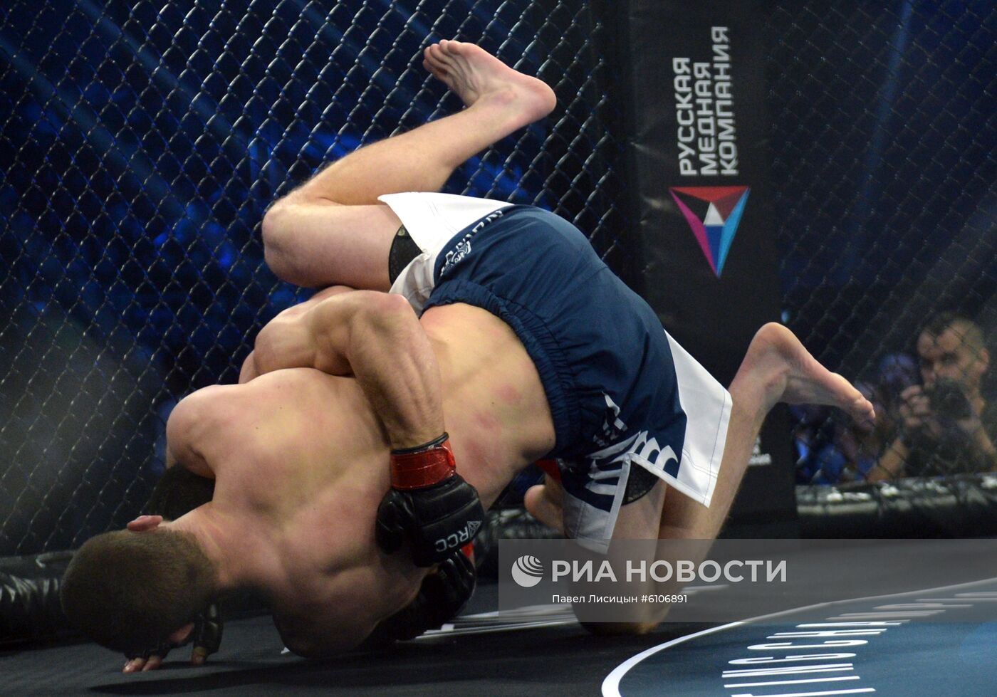 Турнир по ММА в Екатеринбурге