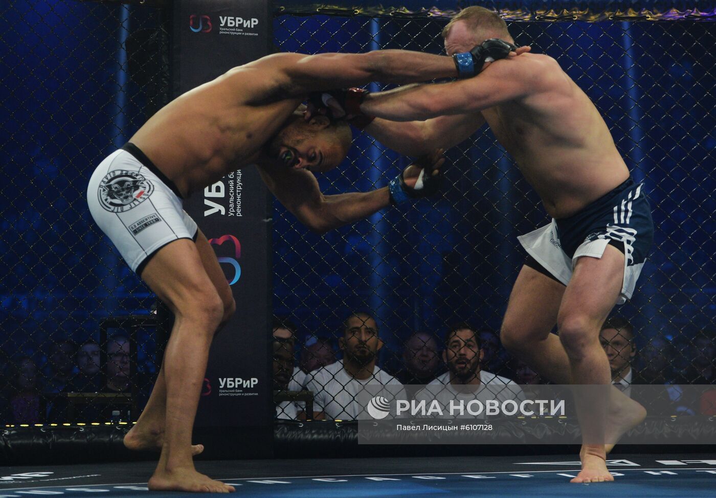 Турнир по ММА в Екатеринбурге