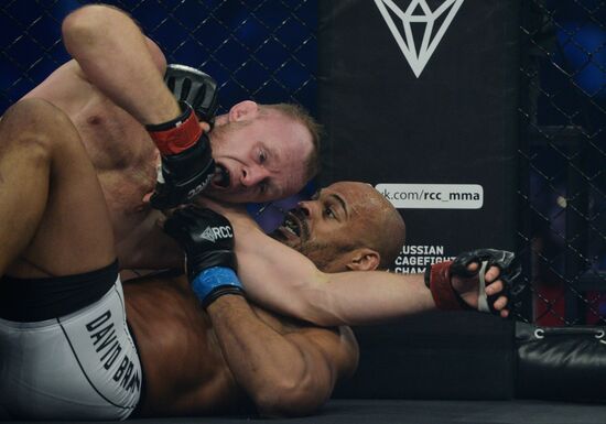 Турнир по ММА в Екатеринбурге