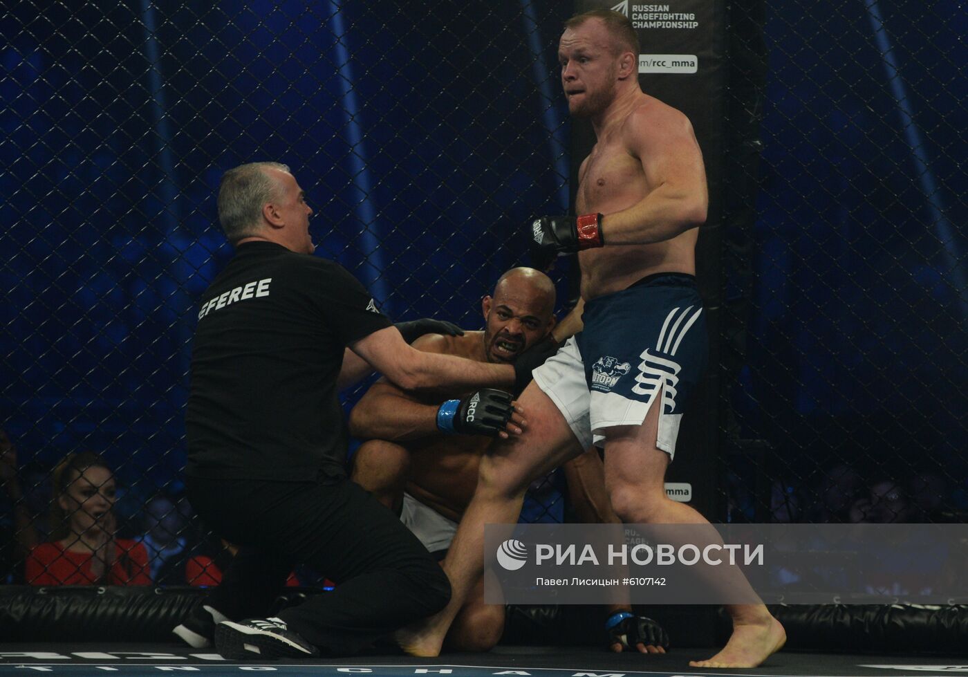 Турнир по ММА в Екатеринбурге