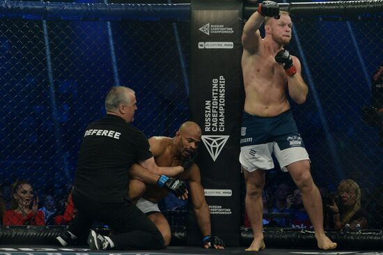 Турнир по ММА в Екатеринбурге