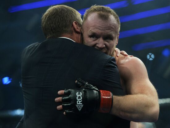 Турнир по ММА в Екатеринбурге