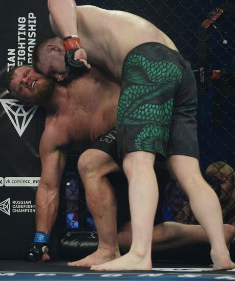 Турнир по ММА в Екатеринбурге