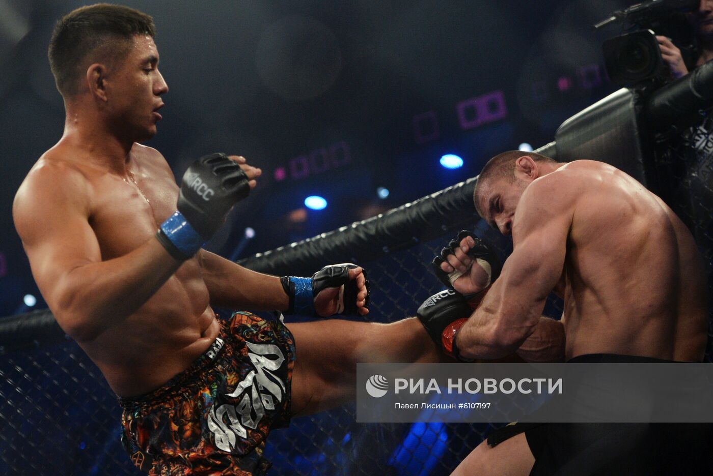 Турнир по ММА в Екатеринбурге