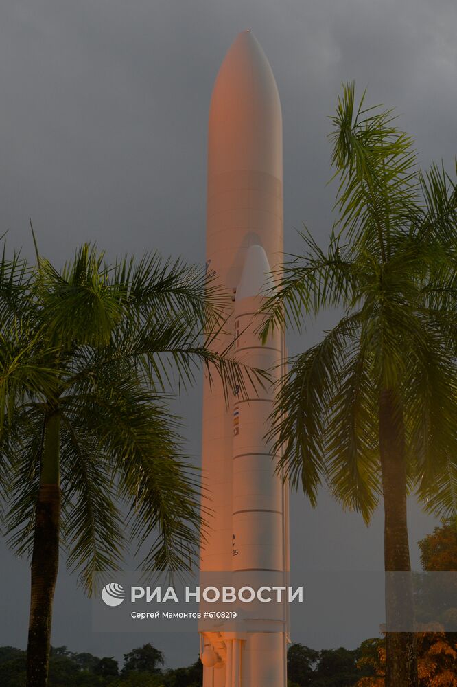 Пуск ракеты "Союз-СТ" отложен на сутки