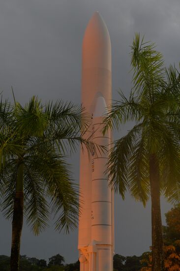 Пуск ракеты "Союз-СТ" отложен на сутки