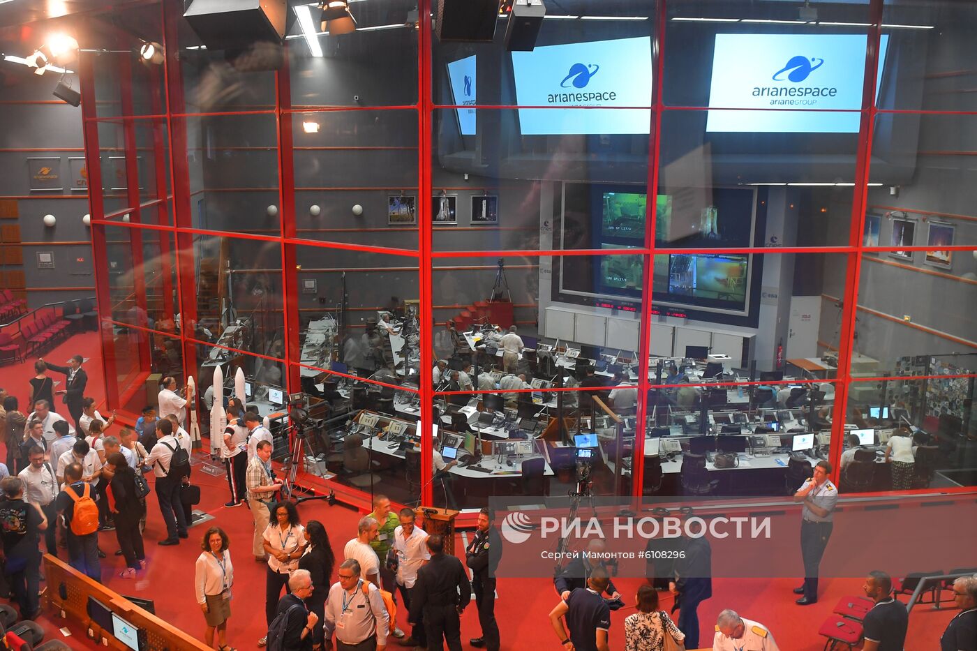 Пуск ракеты "Союз-СТ" отложен на сутки