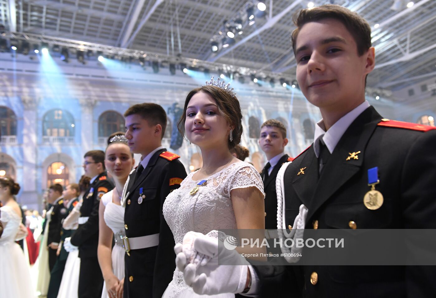 IV Международный благотворительный кадетский бал
